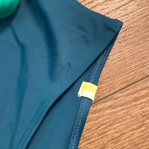 Summersalt The Perfect Wrap One-Piece Swimwear Green Size 16 NWT Women's Swim - Picture 3 of 10